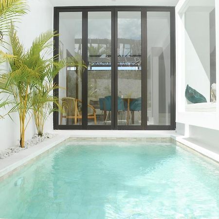 Villa Poppy Bumbak Canggu Eksteriør bilde