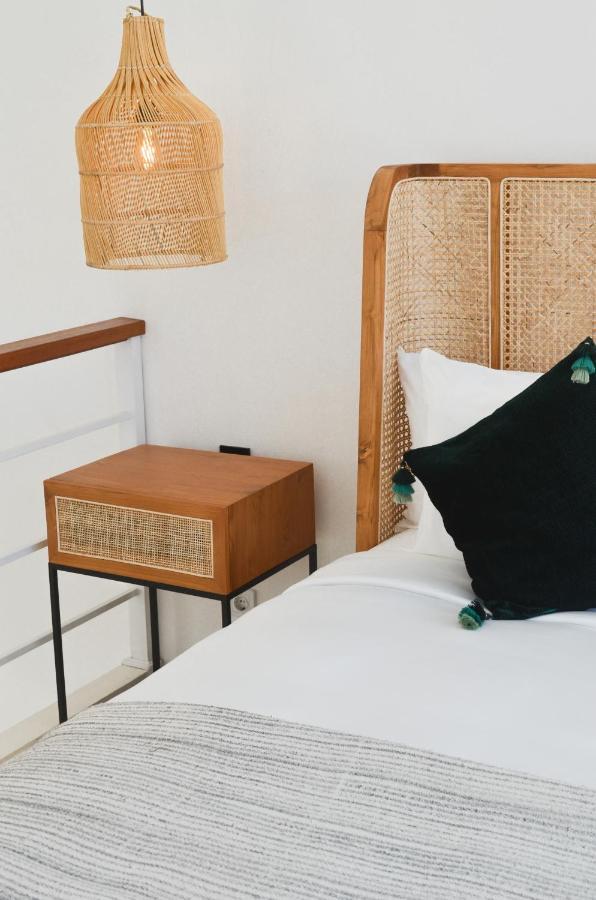 Villa Poppy Bumbak Canggu Eksteriør bilde